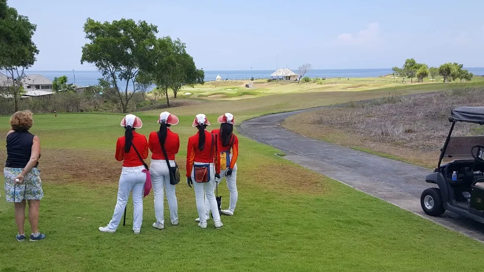 New Kuta golf caddies