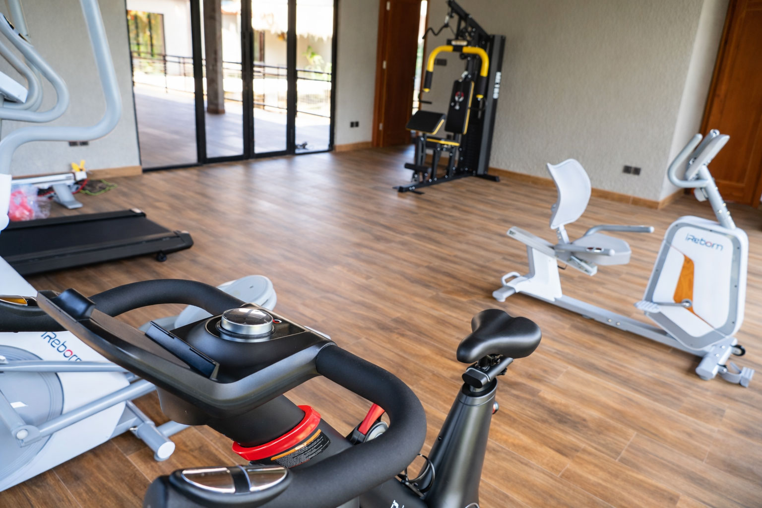 Salle de fitness au Bella Vida Resort à Uluwatu Bali